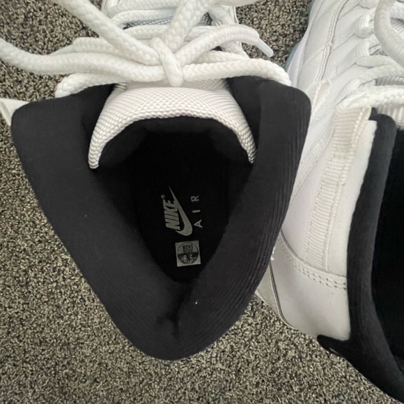 Jordan 11 Retro - Picture 6 of 7